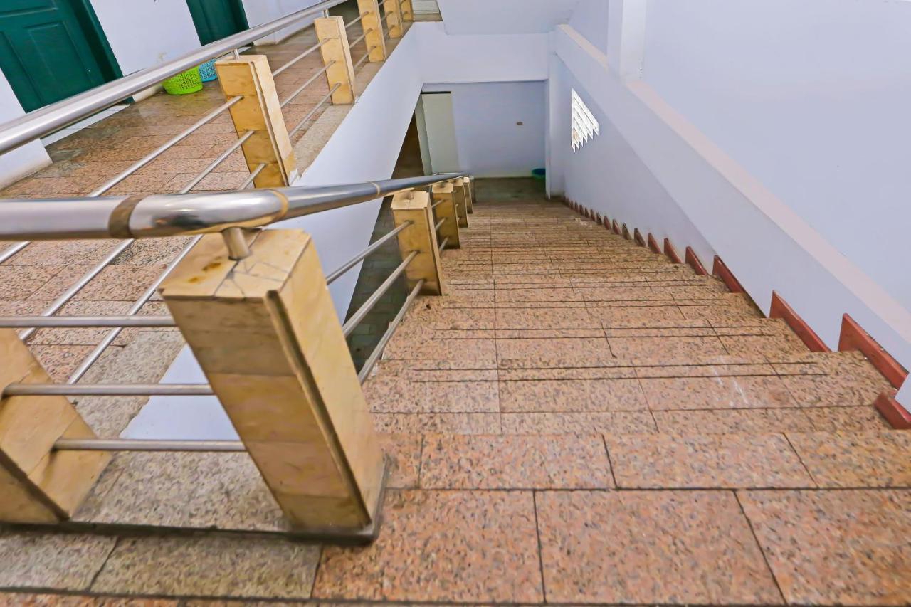 Collection O 92739 Hotel Pintu Besar Cakarta Dış mekan fotoğraf