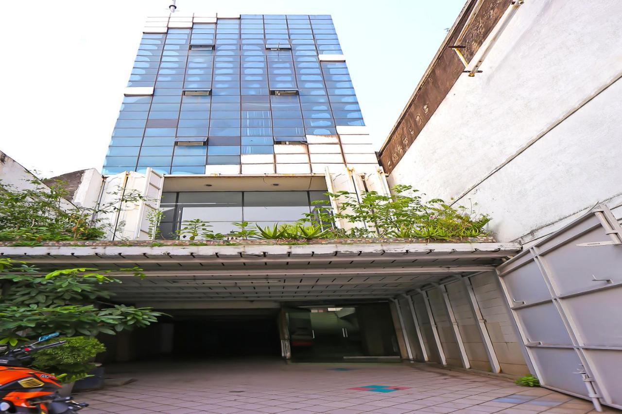 Collection O 92739 Hotel Pintu Besar Cakarta Dış mekan fotoğraf