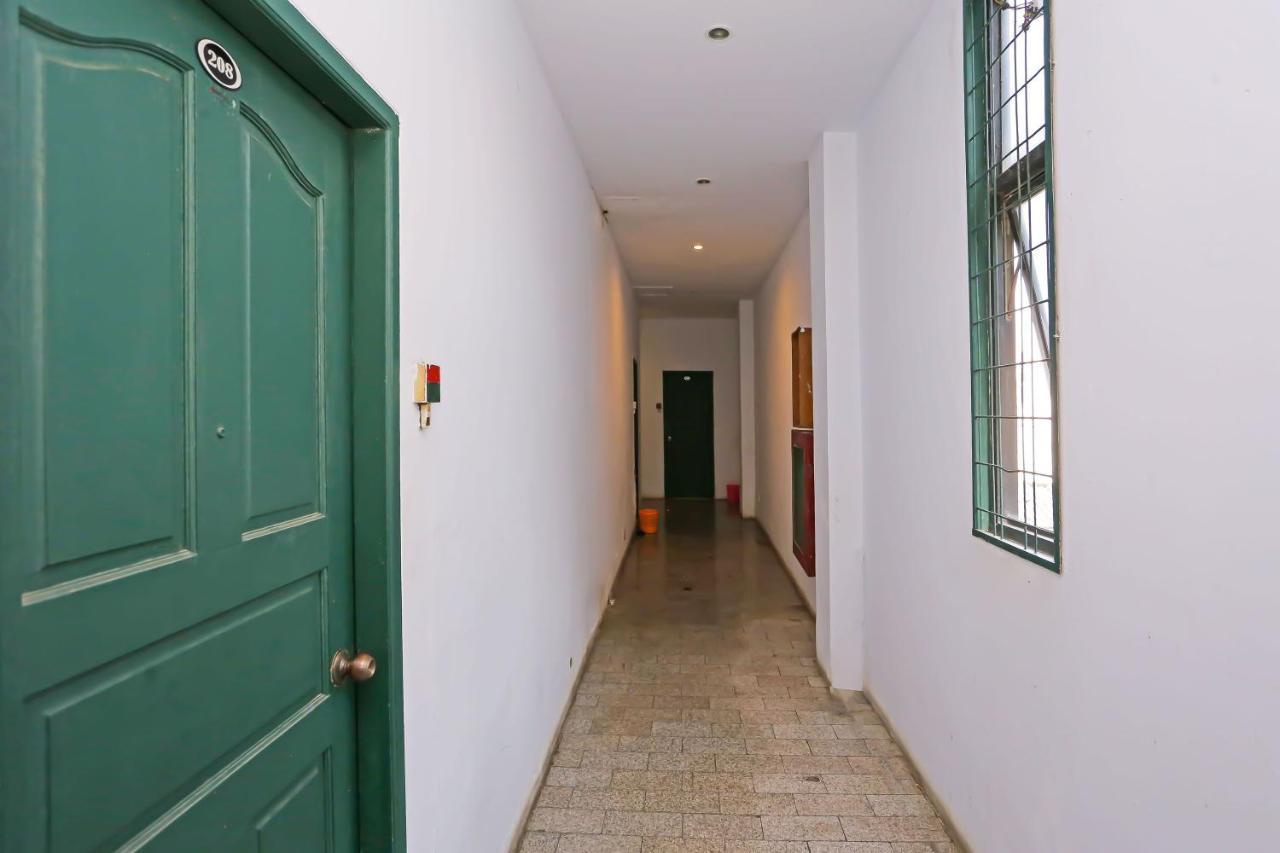 Collection O 92739 Hotel Pintu Besar Cakarta Dış mekan fotoğraf