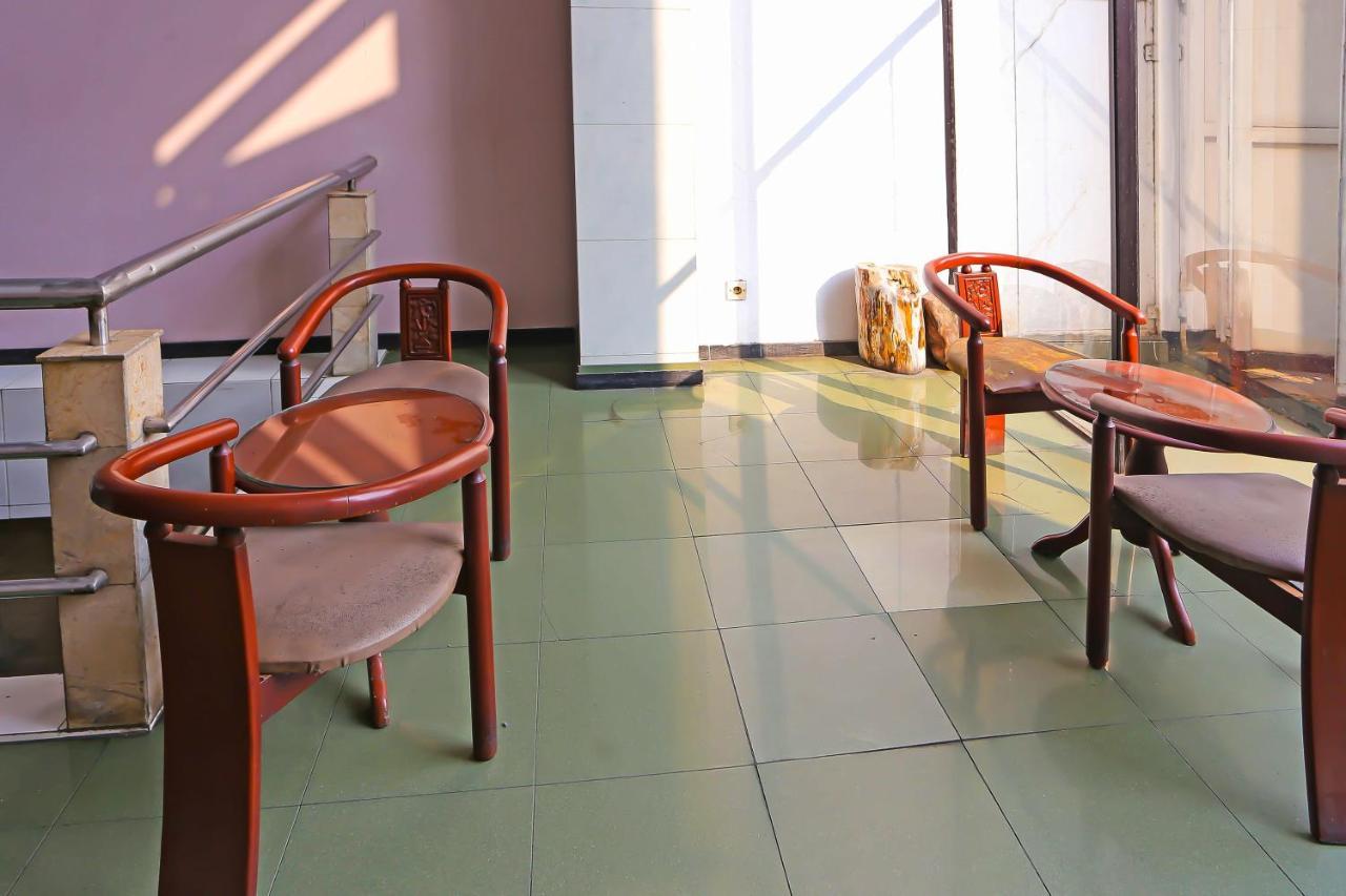 Collection O 92739 Hotel Pintu Besar Cakarta Dış mekan fotoğraf
